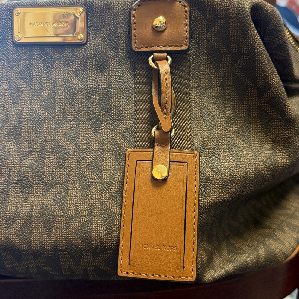 Michael Kors Brown Duffel “The Weekender” travel Bag - Picture 9 of 9